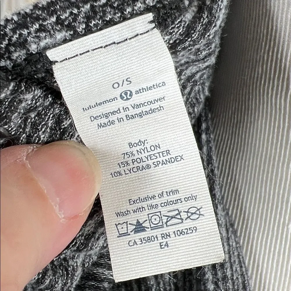 Lululemon Vinyasa Scarf *Rulu Ringspun Denim Black White